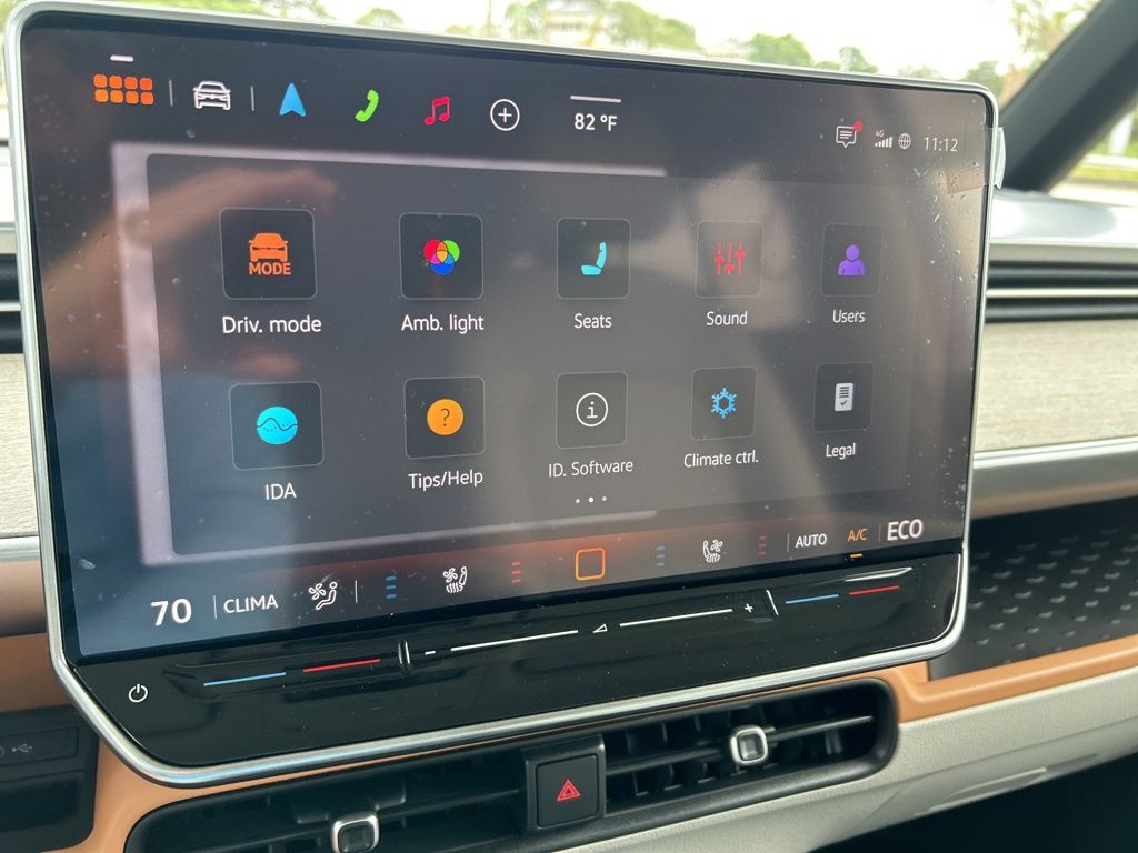 2025 Volkswagen ID. Buzz Pro Plus photo 26