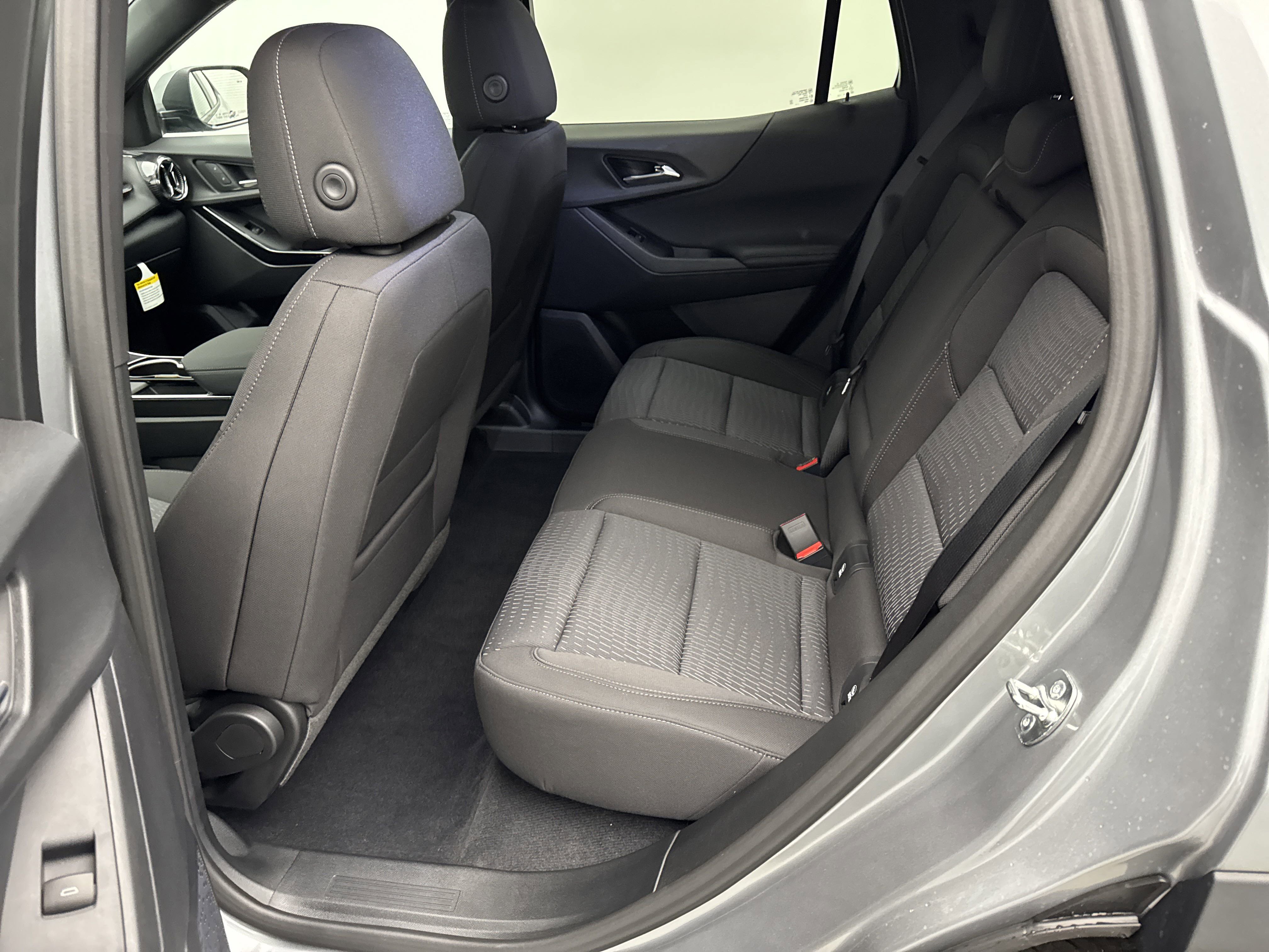 2026 Chevrolet Equinox LT photo 18