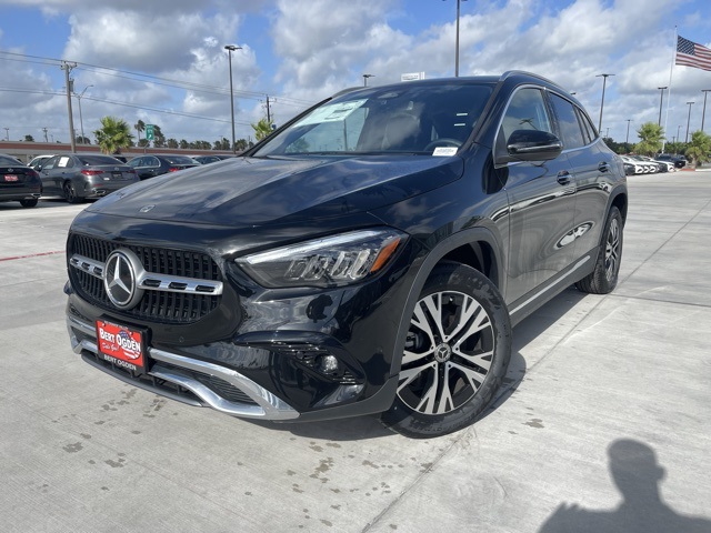 2025 Mercedes Benz GLA 250 photo 3