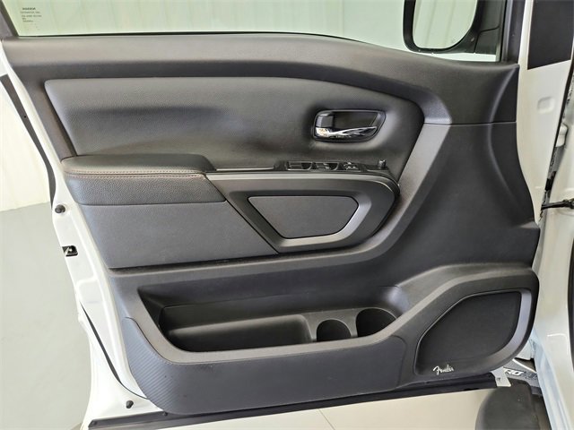 2023 Nissan Titan PRO-4X photo 23