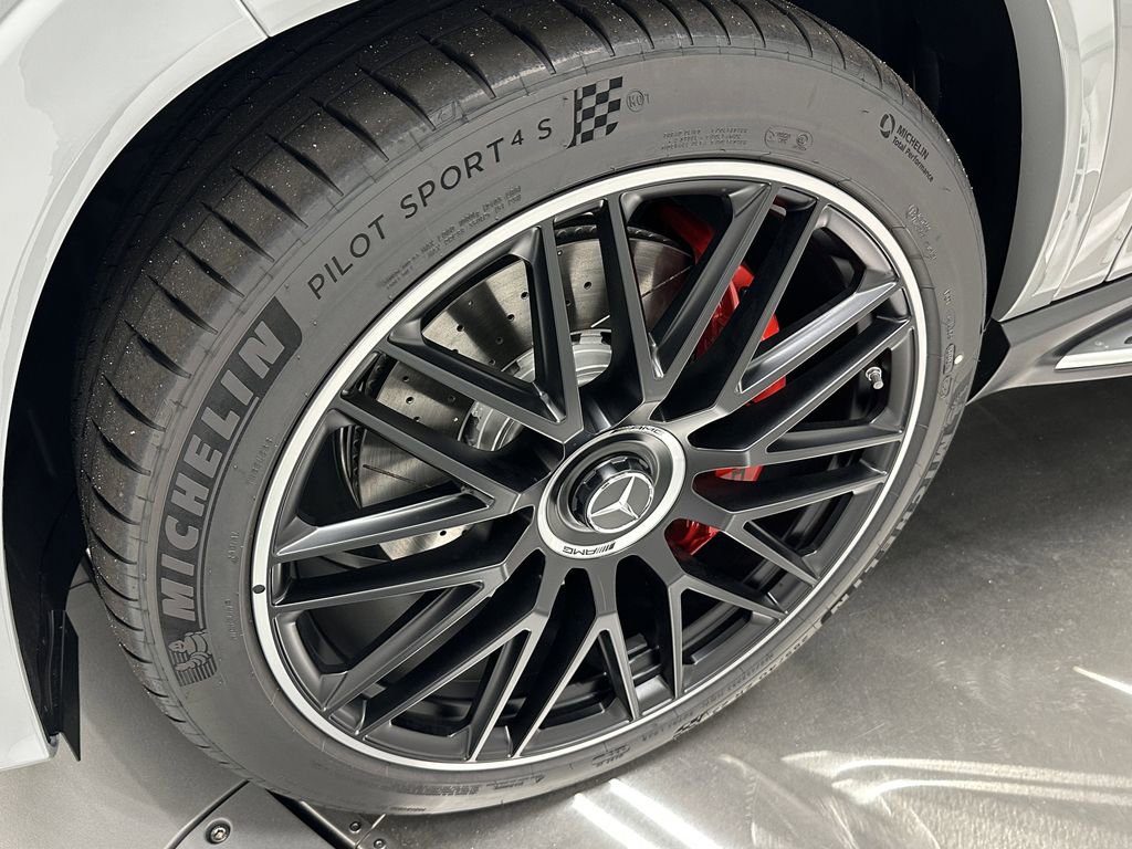 2026 Mercedes Benz GLS AMG 63 4MATIC photo 12