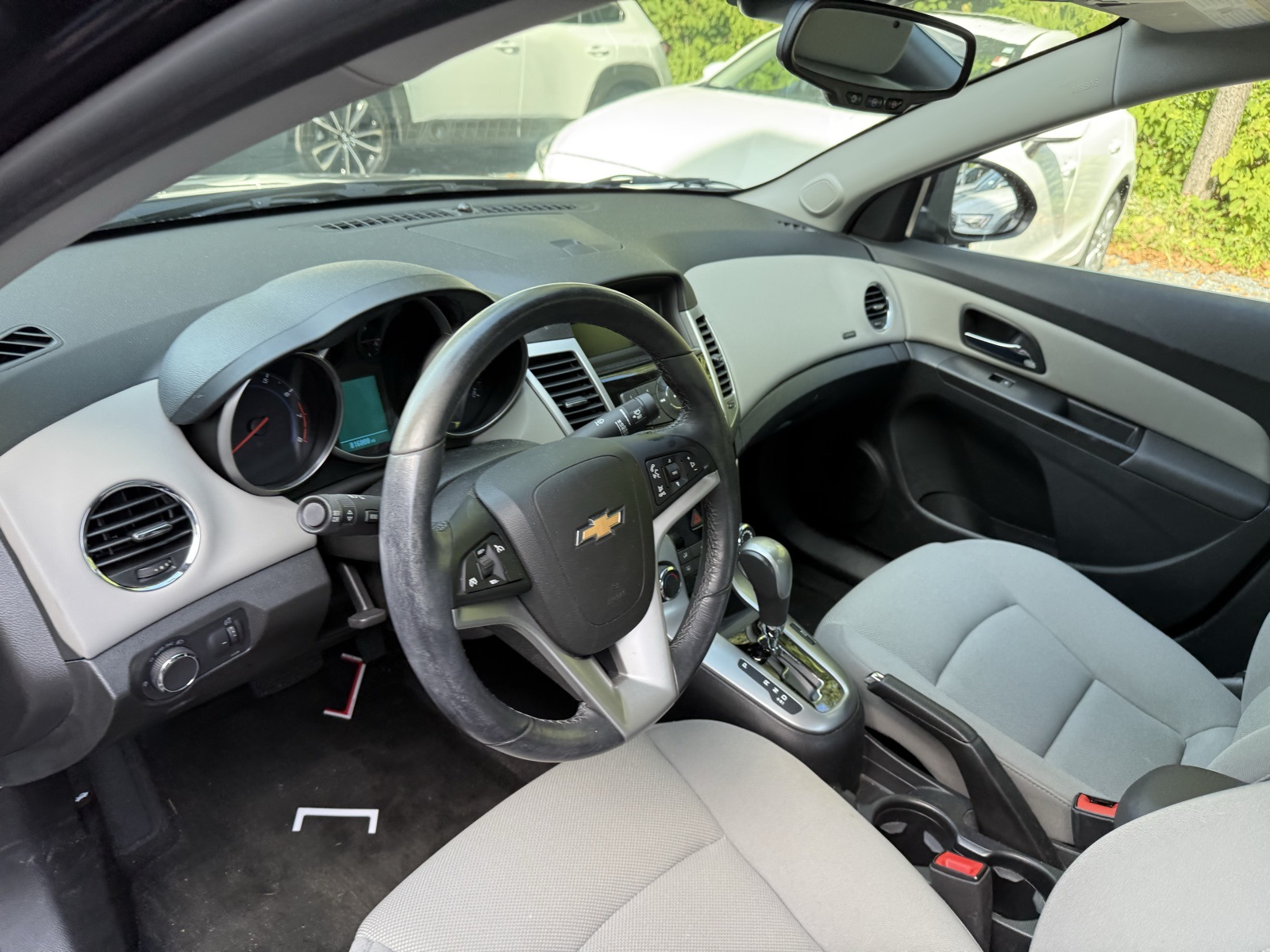 2014 Chevrolet Cruze photo 20