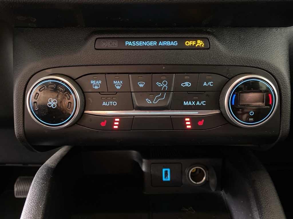 2020 Ford Escape SE photo 18