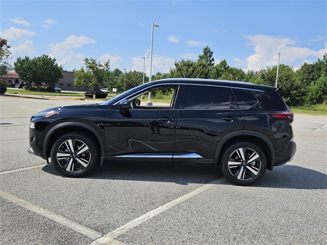 2023 Nissan Rogue Platinum photo 4