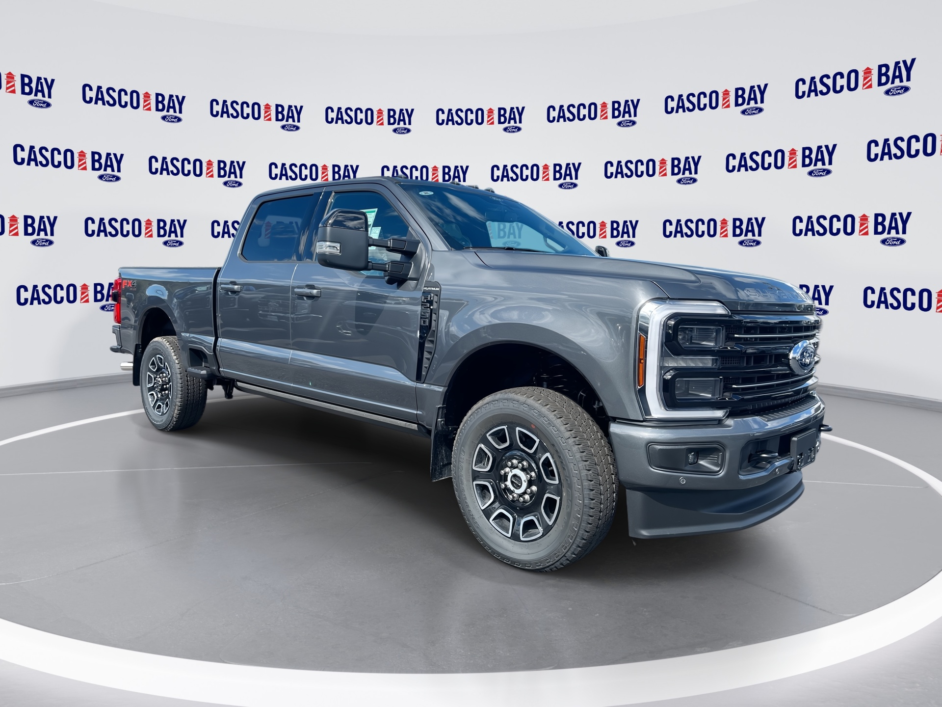 2026 Ford F-250 Super Duty Platinum's photo