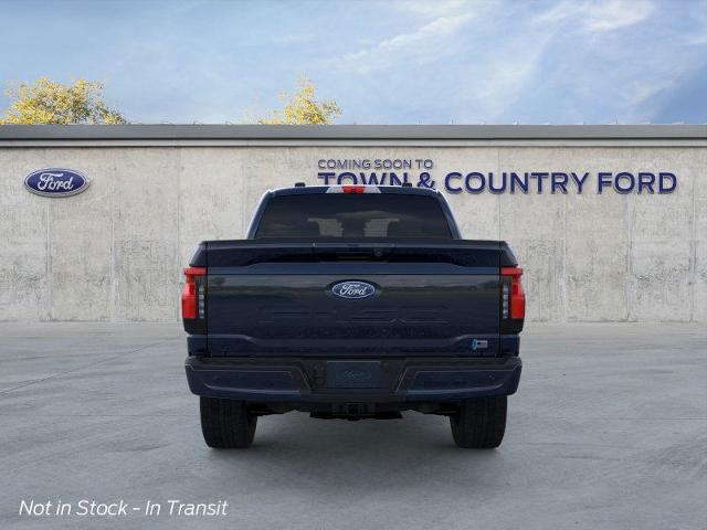 2025 Ford F-150 Lightning photo 16