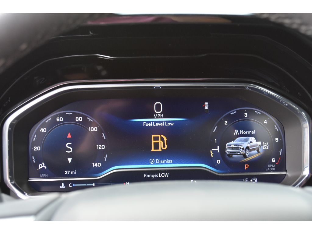 2025 Chevrolet Silverado 1500 RST photo 19