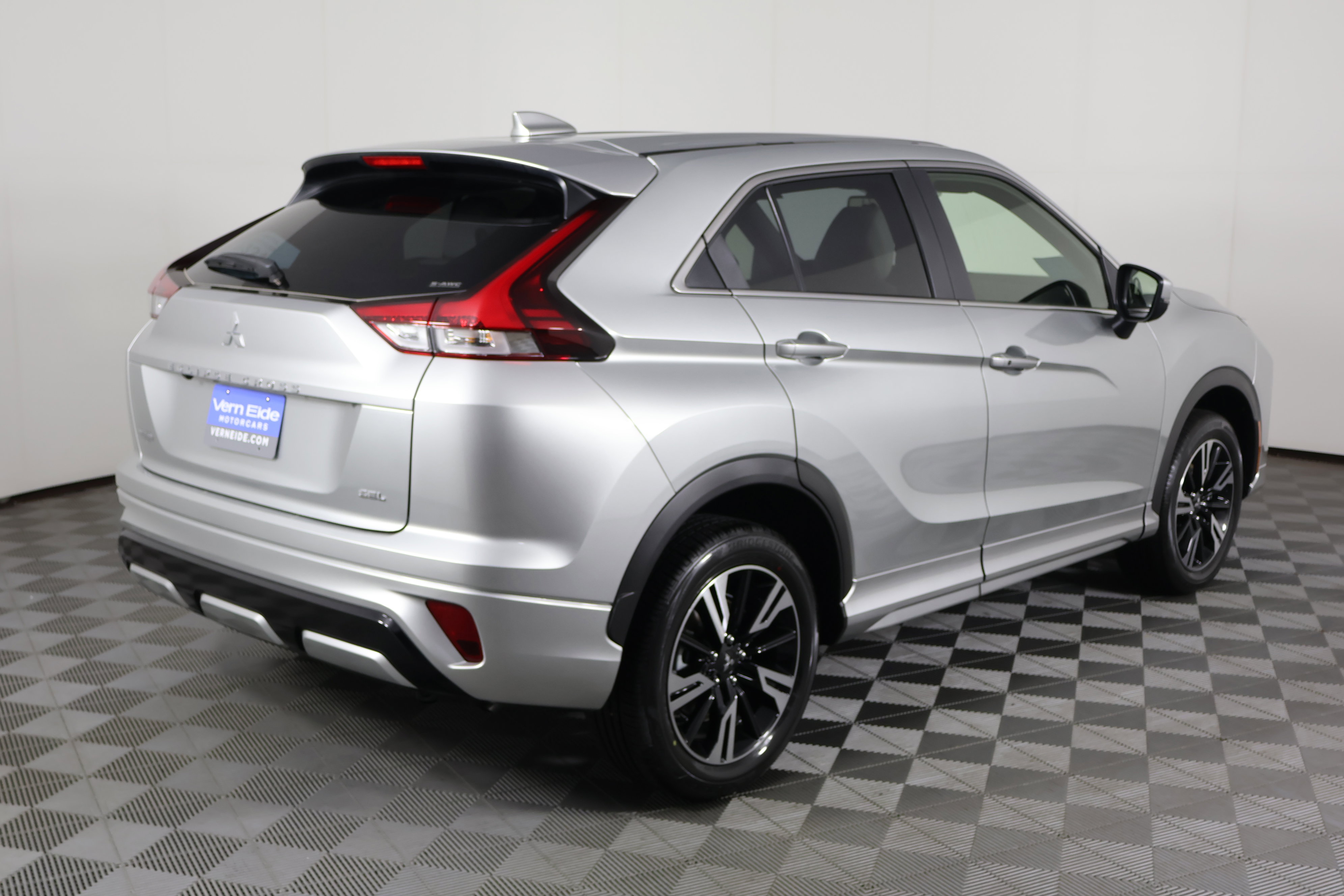 2025 Mitsubishi Eclipse Cross SEL photo 6