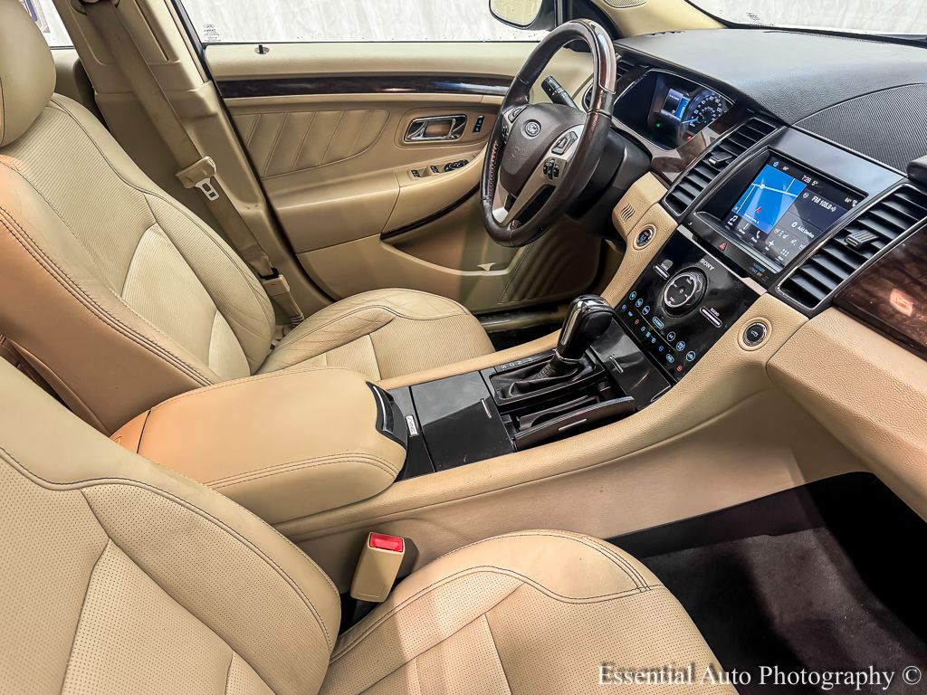 2017 FORD TAURUS - Image 28