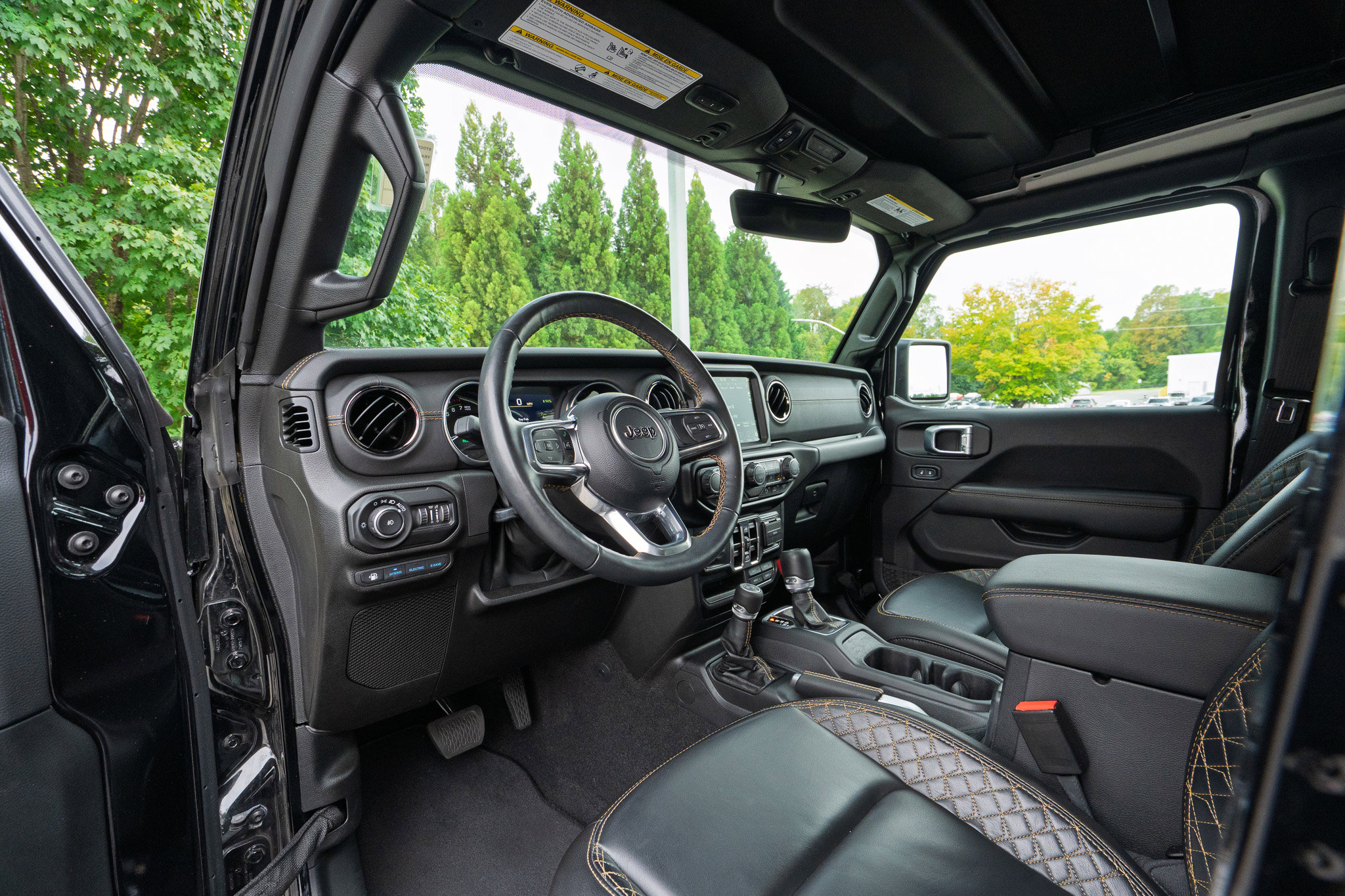 2021 Jeep Wrangler 4xe Unlimited Sahara High Altitude photo 4