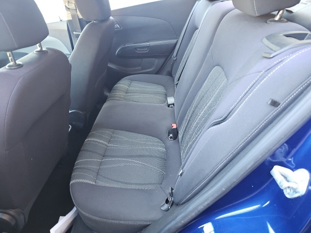 2013 Chevrolet Sonic LT photo 10