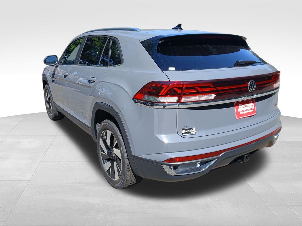 2026 Volkswagen Atlas Cross Sport SE Technology photo 2