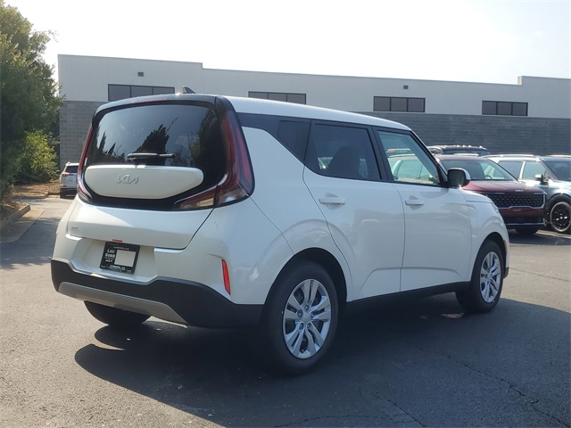 2025 Kia Soul LX S photo 4