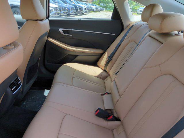 2025 Hyundai Sonata Hybrid Limited photo 6