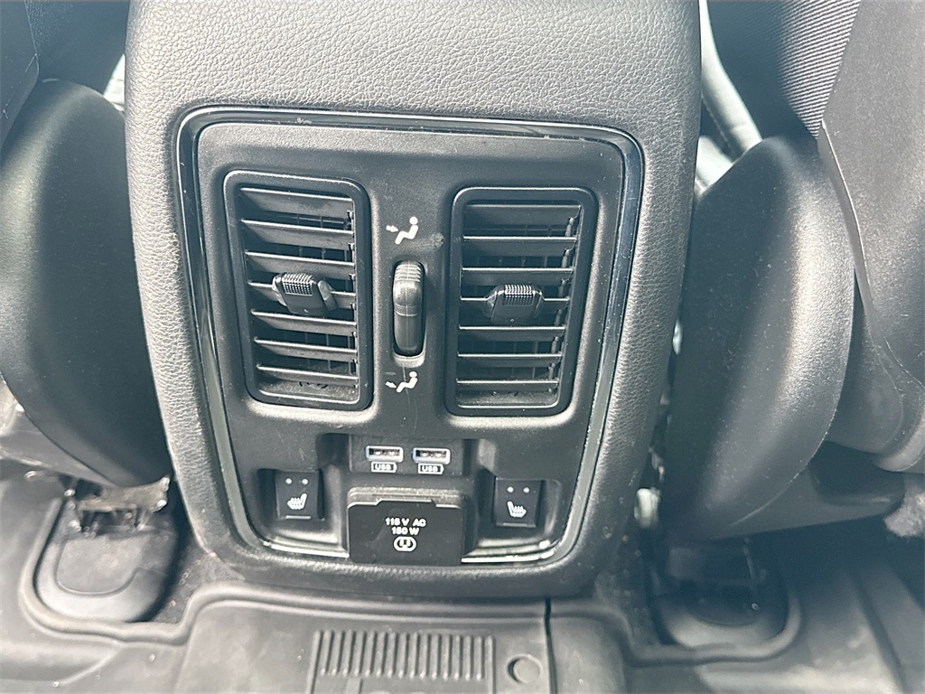 2021 Jeep Grand Cherokee Anniversary Edition photo 25