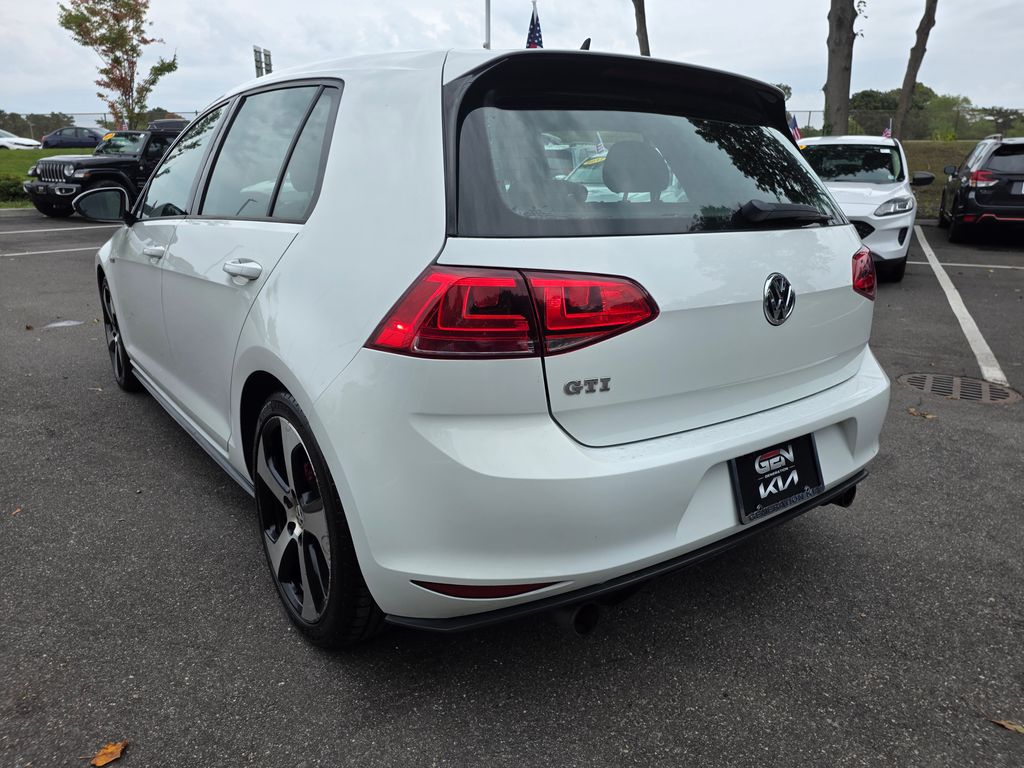 2015 Volkswagen Golf GTI Autobahn photo 9