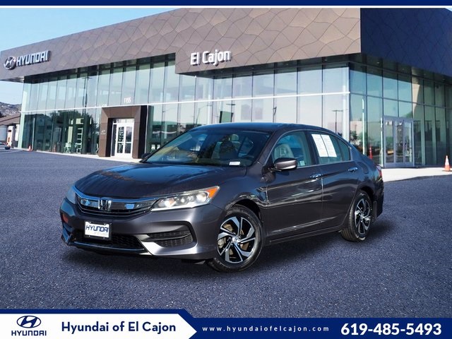 2017 Honda Accord LX's photo