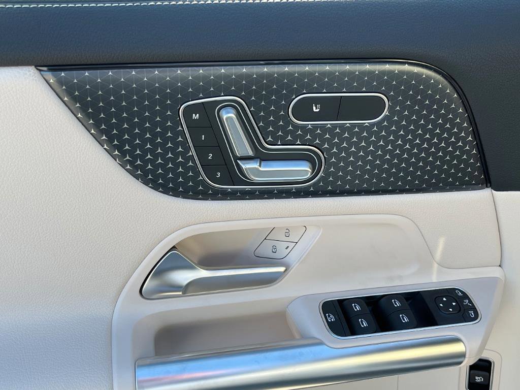 2026 Mercedes Benz GLA 250 photo 13