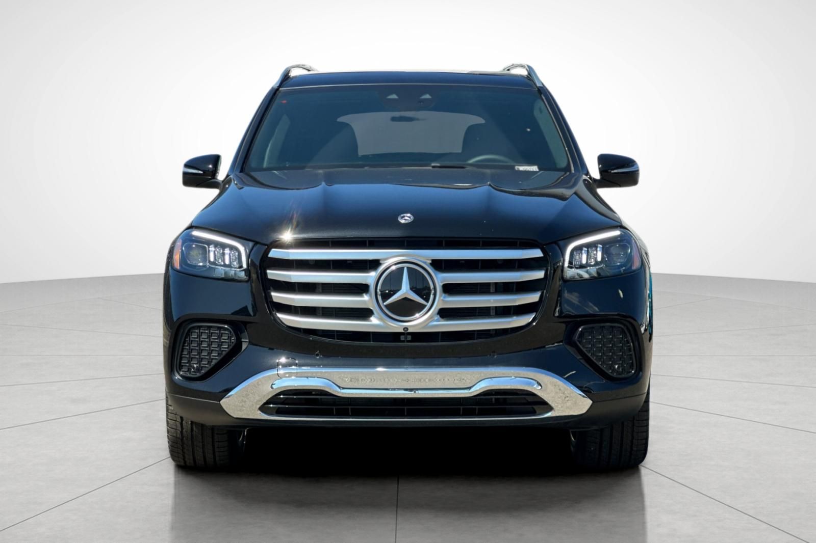 2025 Mercedes Benz GLS 450 4MATIC photo 7