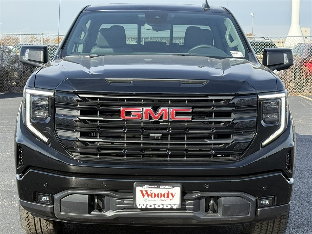 2026 GMC SIERRA - Image 2