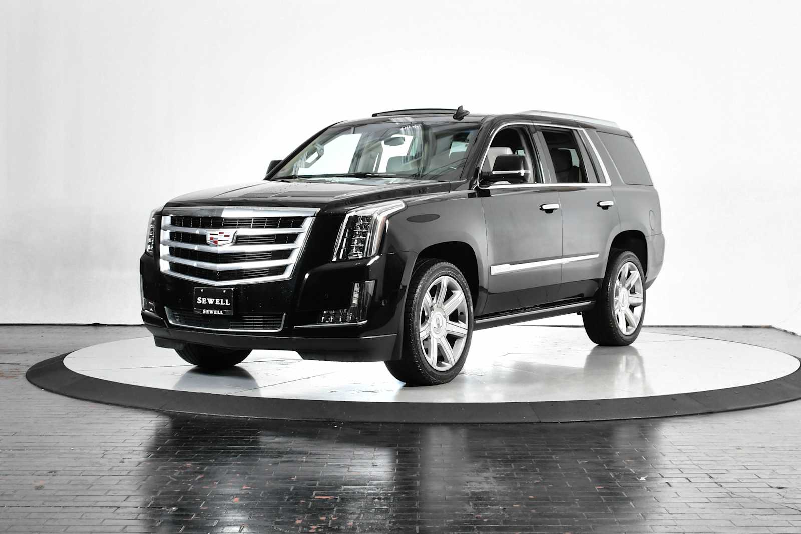 2019 Cadillac Escalade Premium Luxury's photo