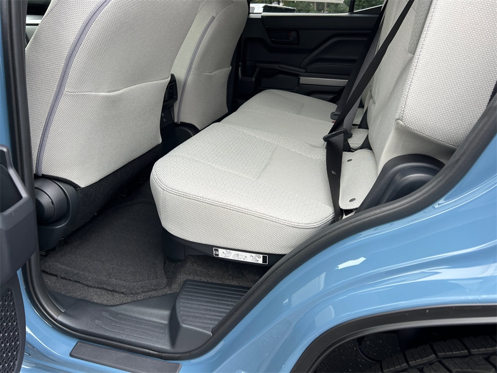2025 Toyota 4Runner SR5 photo 20