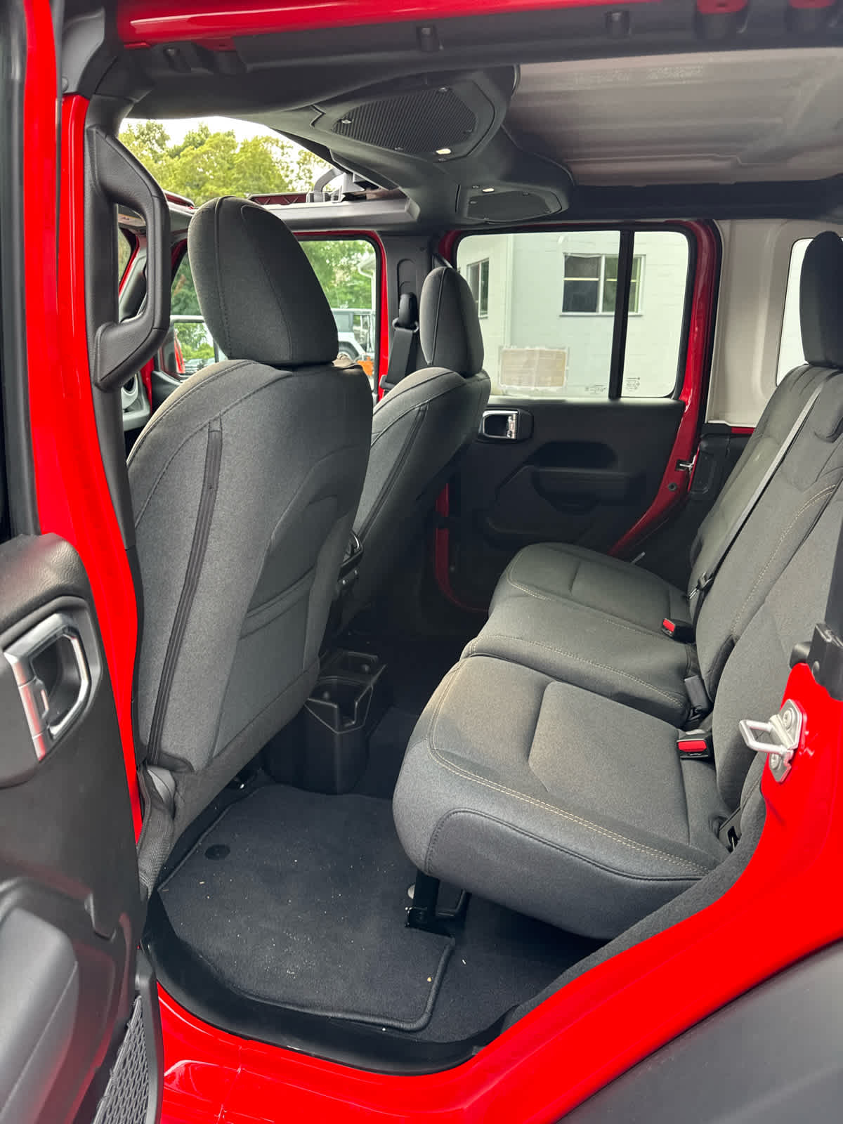 2025 Jeep Wrangler Sport S photo 12