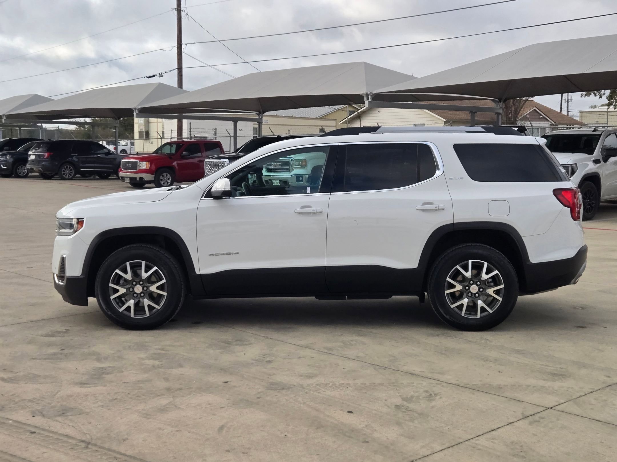 2021 Gmc Acadia SLE photo 3