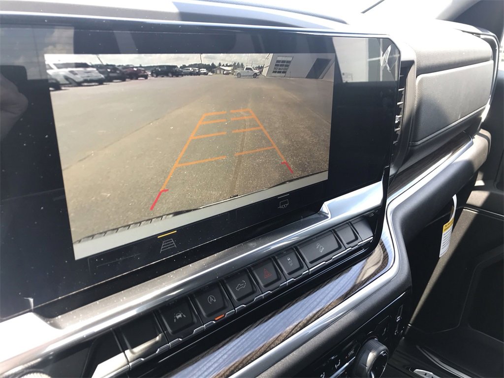 2025 Chevrolet Silverado 1500 LT photo 17