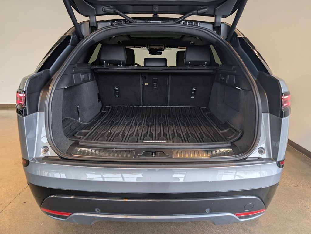 2024 Land Rover Range Rover Velar P400 Dynamic HSE photo 3