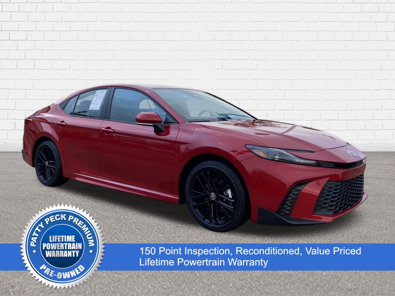 2025 Toyota Camry SE's photo