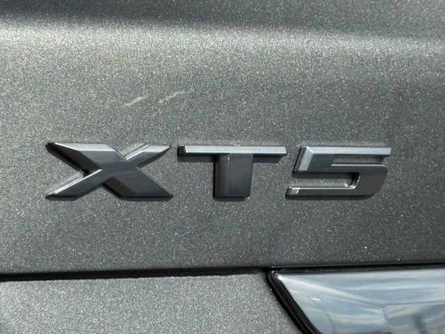 2025 Cadillac XT5 Sport photo 4
