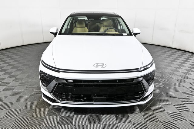 2025 Hyundai Sonata Hybrid Limited photo 4