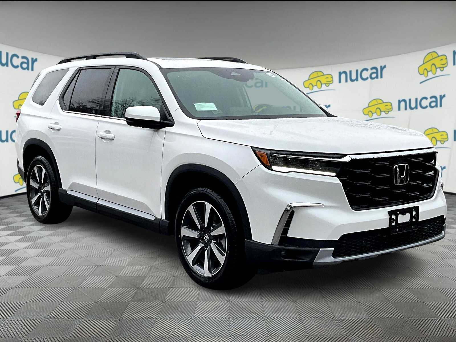 2025 Honda Pilot Touring's photo