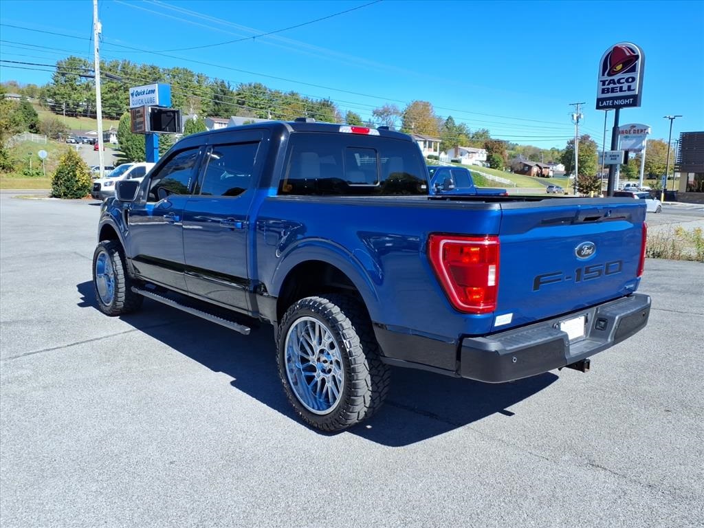 2023 Ford F-150 XLT photo 3