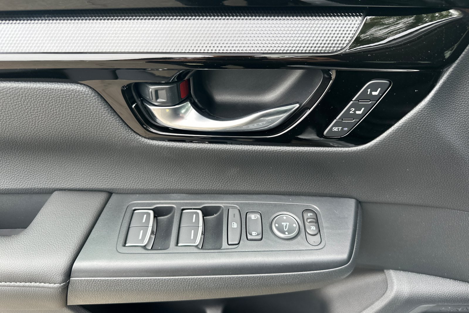 2026 Honda CR-V EX-L photo 10