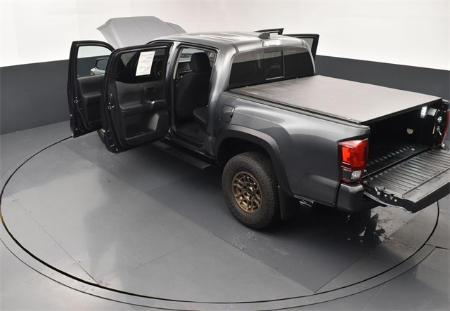 2023 Toyota RAV4 SR5 photo 27