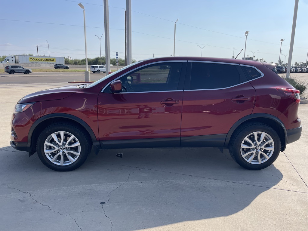 2021 Nissan Rogue Sport S photo 3