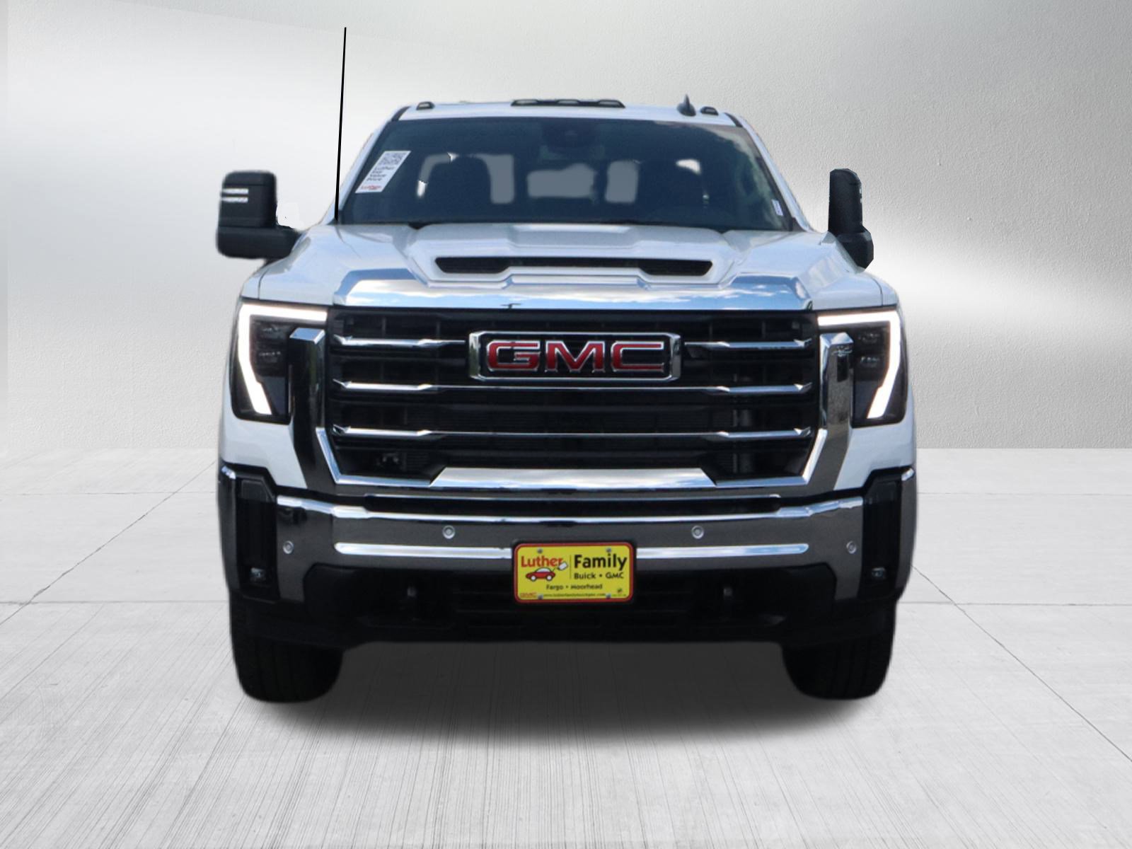 2025 Gmc Sierra 2500 HD SLE photo 2