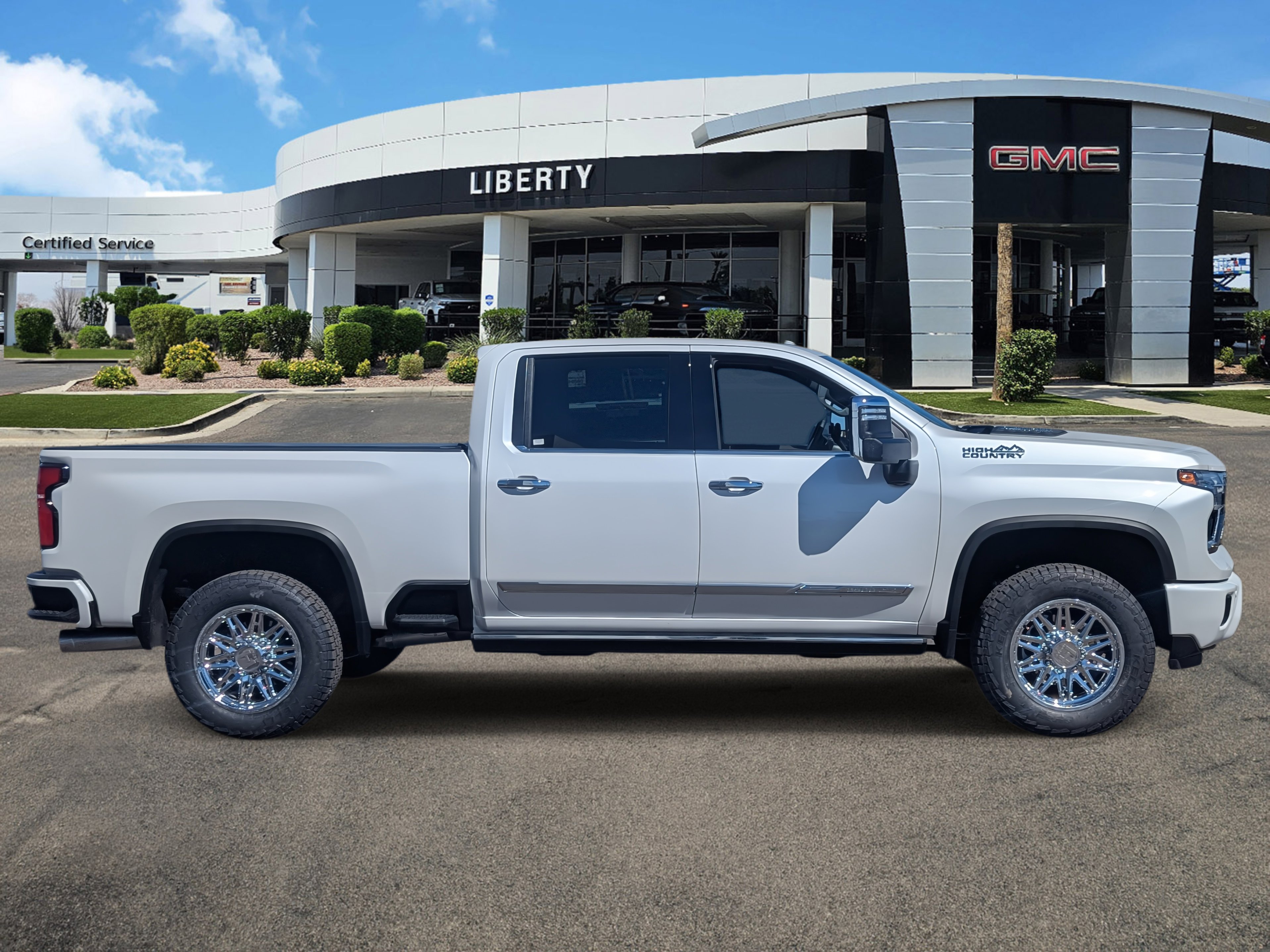 2025 Chevrolet Silverado 3500HD High Country photo 2