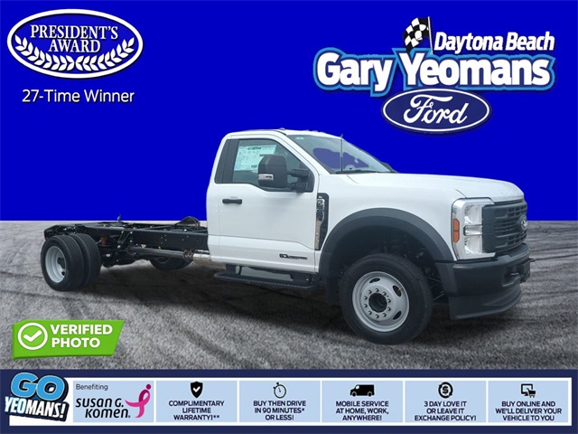 2026 Ford F-550 Super Duty Chassis Cab XL's photo