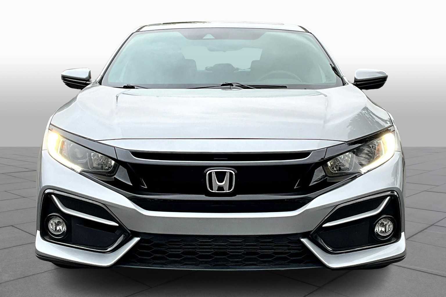 2021 Honda Civic Hatchback EX photo 3