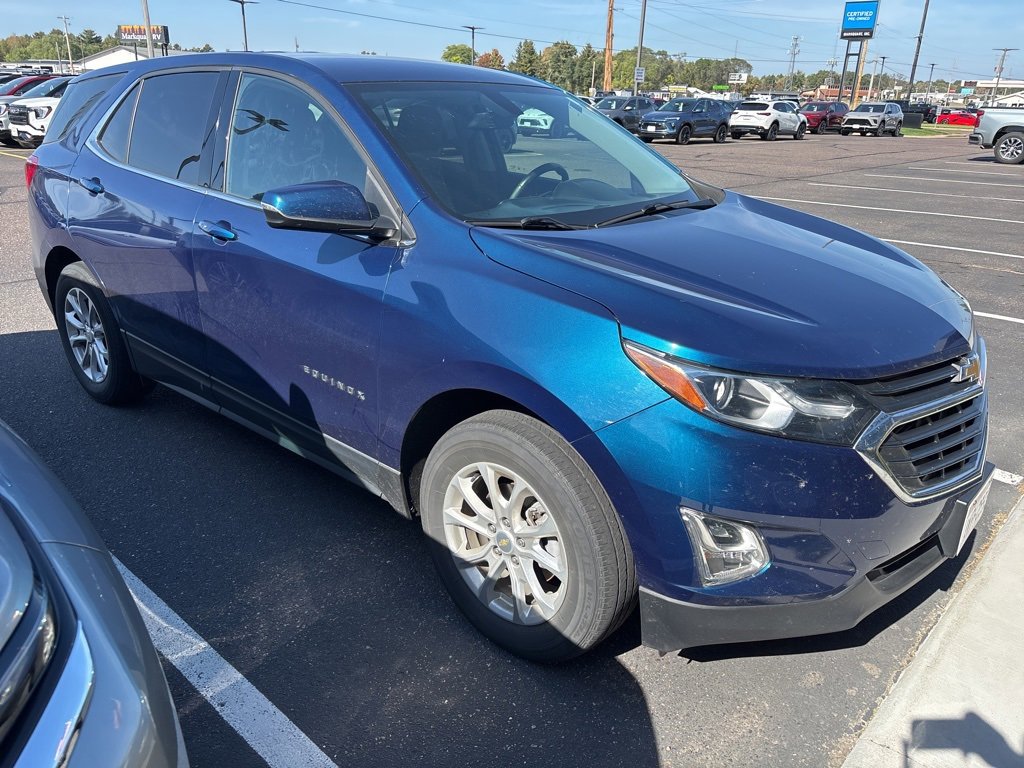 2019 Chevrolet Equinox LT photo 2