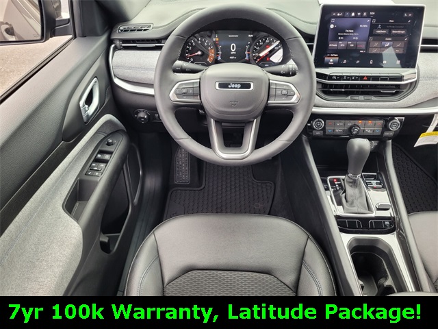 2024 Jeep Compass Latitude photo 12