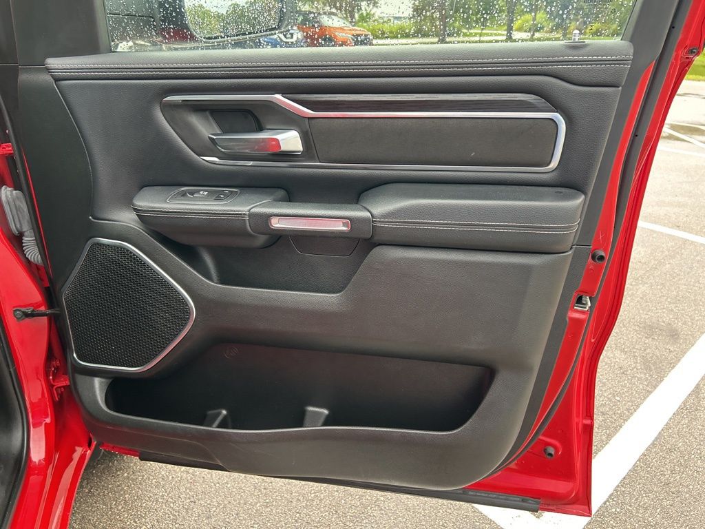 2024 Ram 1500 Laramie photo 33