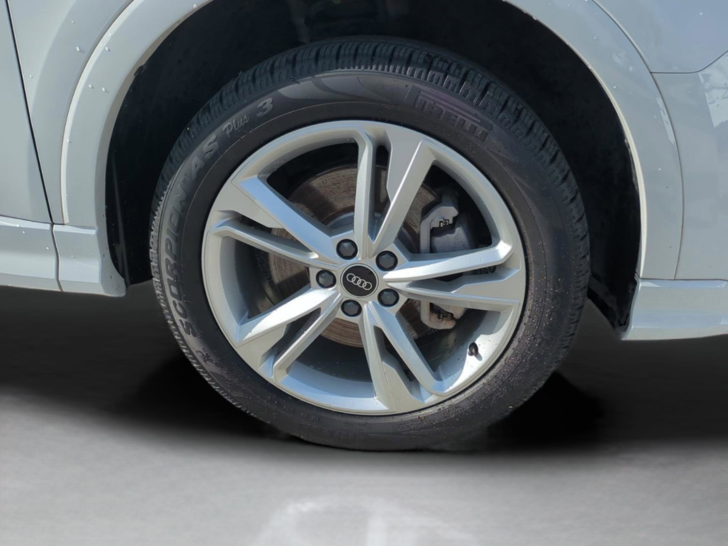 2022 Audi Q3 S line Premium Plus photo 10