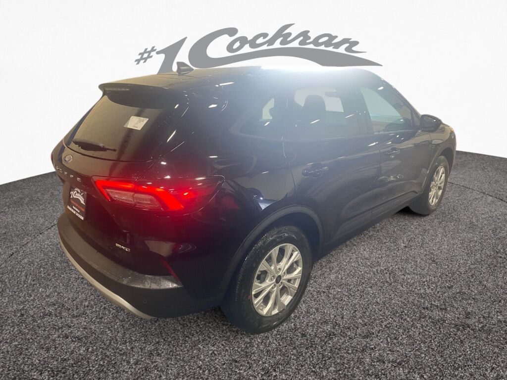 2025 Ford Escape Active photo 5