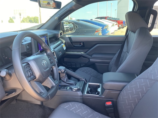 2025 Toyota Tacoma SR5 4x4 Double Cab photo 15