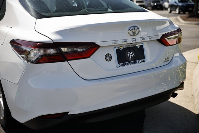 2023 Toyota Camry LE photo 7
