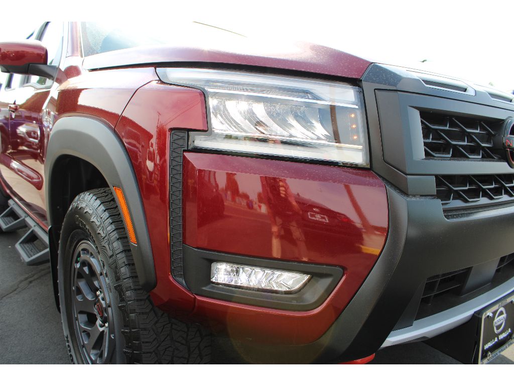 2025 Nissan Frontier PRO-4X photo 28